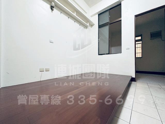 東區透天-6