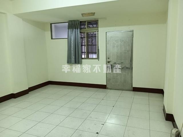 台南七股店面-8