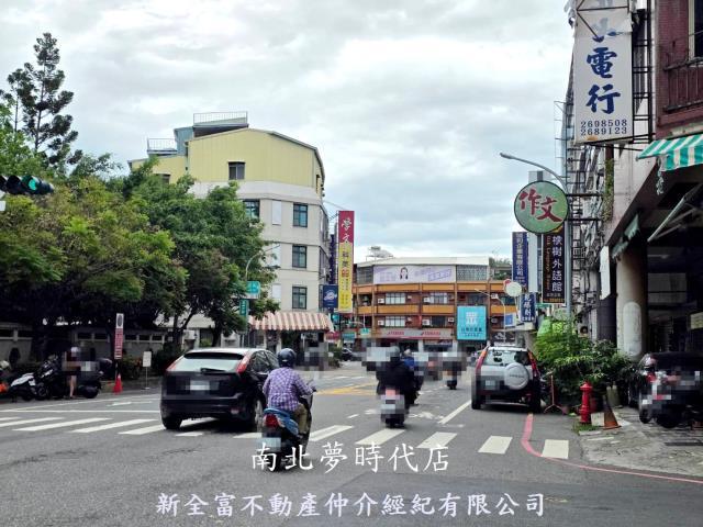 台南東區透天-9