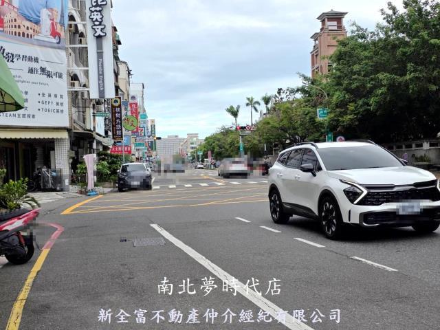 台南東區透天-6
