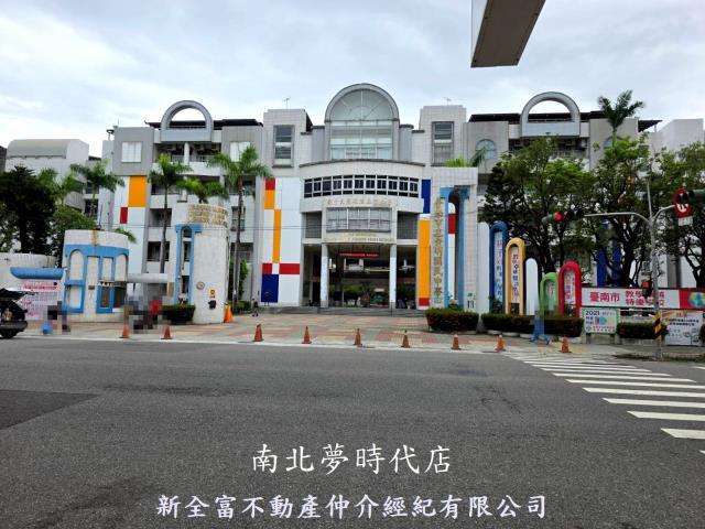 台南東區透天-8