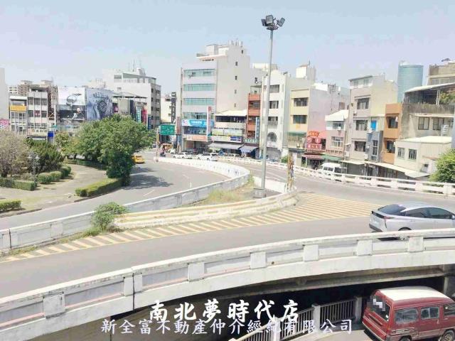 東區透天-8