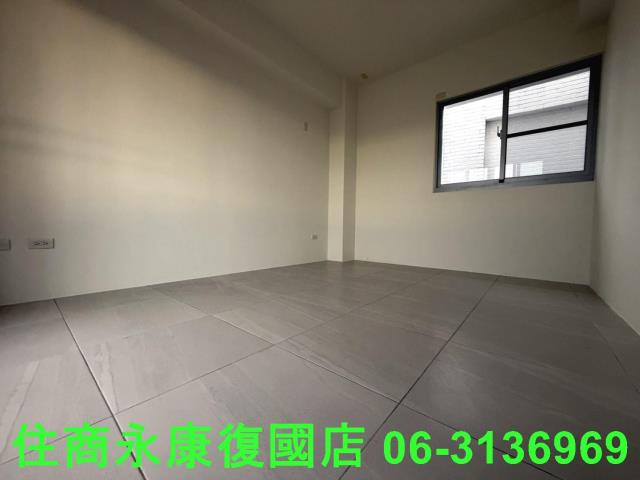 台南南區透天-12
