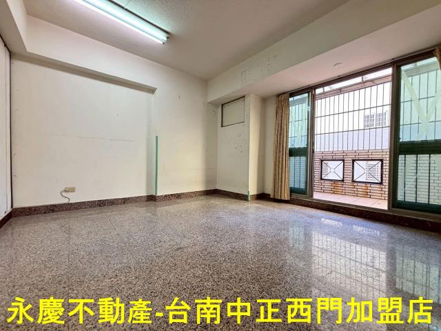 台南東區透天-4