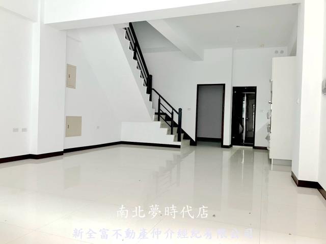 台南歸仁透天-2