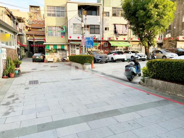 台南中西區透天-11