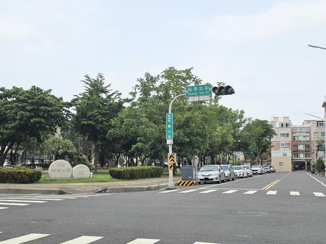 台南東區透天-12
