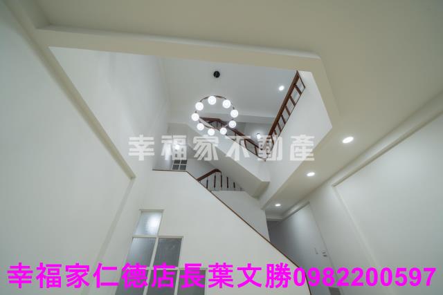 東區透天-1